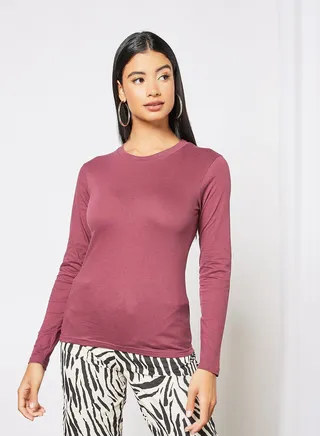 Women's Basic Crew Neck Cotton Biowashed Fabric Comfort Fit Stylish Design T-Shirt Maroon 