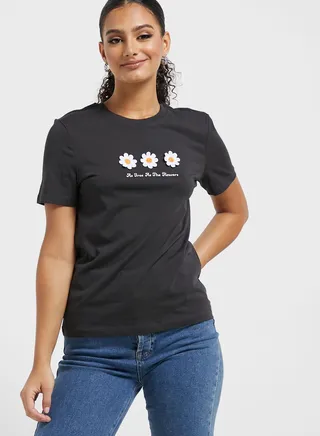 Crew Neck Graphic Detail T-Shirt 