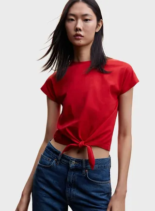 Front Knot Crop T-Shirt 