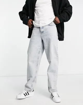ASOS DESIGN baggy jeans in vintage light wash blue
