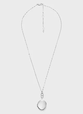 Pendant Detailed Necklace