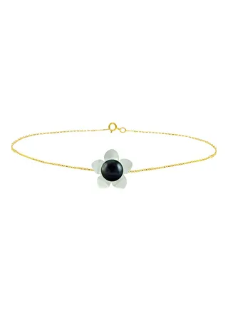 18 Karat Gold Mother Of Pearl Flower Shape With White Pearl Chain Bracelet 