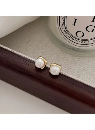 Small S999 sterling silver square freshwater pearl gold color stud earrings 