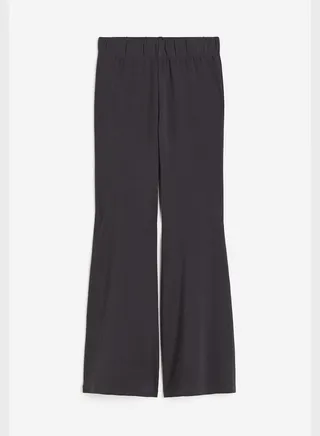 Youth Essential Flared Leggings