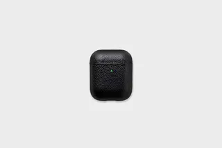 Courant Airpods Leather Case - Black