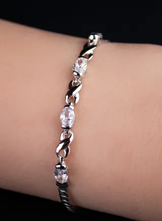 Sterling Silver Infinity Interlocking-Link Bracelet 