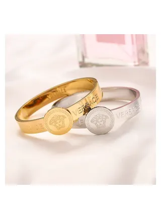 Fashionable bracelet and kada for boys and man in ovel shape 