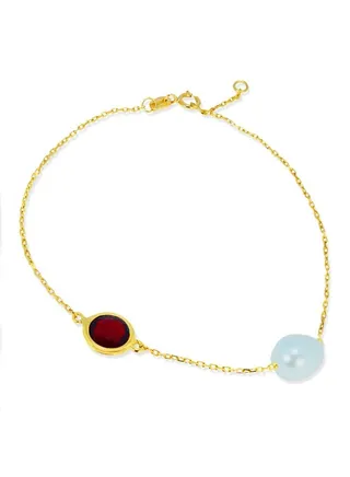 Garnet Bracelet with One Pearl 