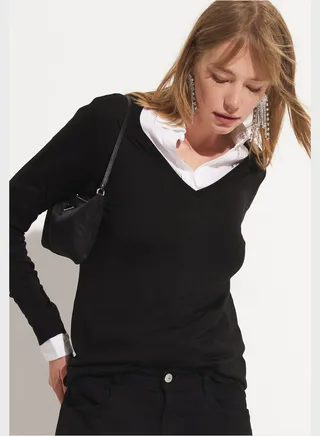 V-Neck Knitted Sweater