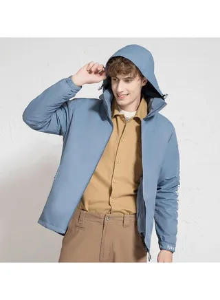Three-in-one Detachable Two-piece Hood Waterproof Overcoat 