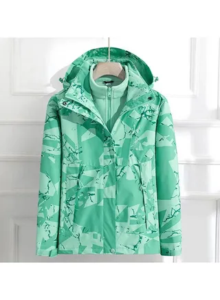Three In One Removable Outdoor Waterproof And Windproof Overcoat 