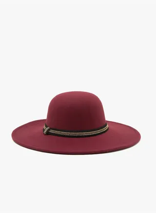 Chain Detailed Hat