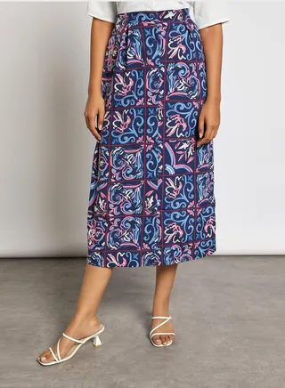 Women's Casual Waistline Midi Length A-Line Skirts Printed Pattern With Front Buttons Blue/White/Pink 