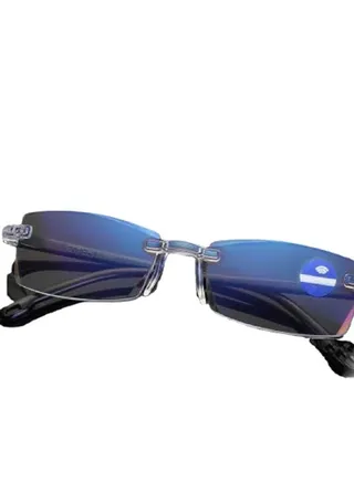 Automatic adjustable zoom reading glasses 