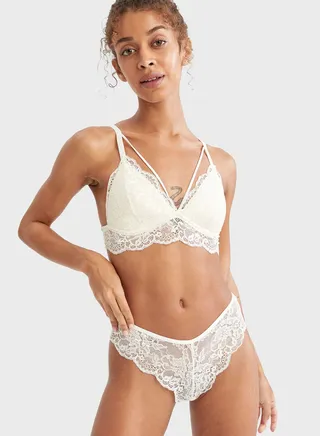 Lace Detail Brief 