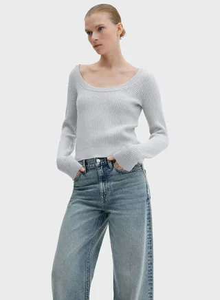 Knitted Sweater 
