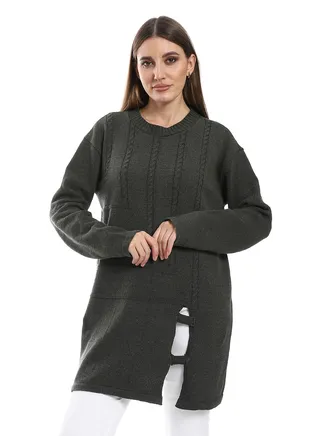 Women Wool Pullover With Round Neck 