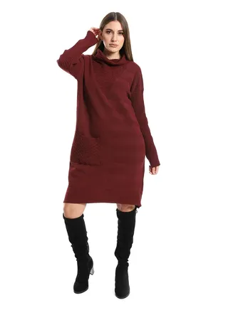 Women Long Wool Pullover With High Neck 