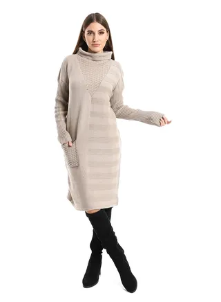 Women Long Wool Pullover With High Neck 