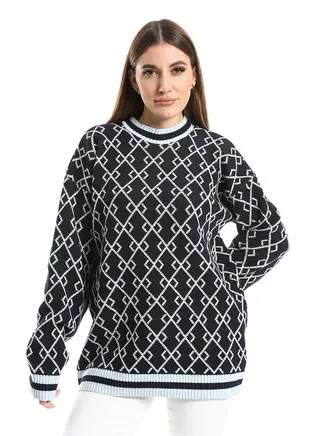 Women Wool Pullover With Round Neck 