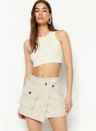 Stone Pocket Detailed Woven Short Skirt TWOSS23SR00320
