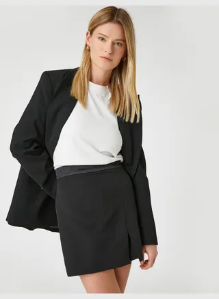 Mini Skort Slit Detail