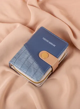 Leather Flip Wallet & Card Holder with 10 Pockets and Zipped Pocket Blue 