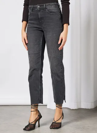 Slip Hem Straight Fit Jeans Black 