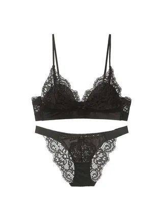 Breathable Triangle Thin Cup Lace Bra And Panty Set. 