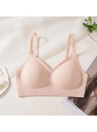 Lingerie Semi-fixed cup push-up soft support Seamless bra Breathable and beautiful back piece bra. 