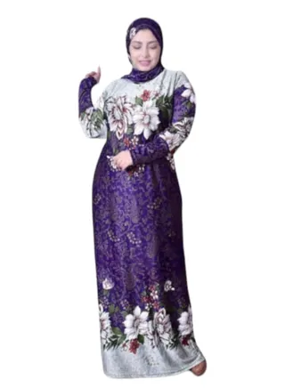 Women's abaya for the home with a distinctive design veil 