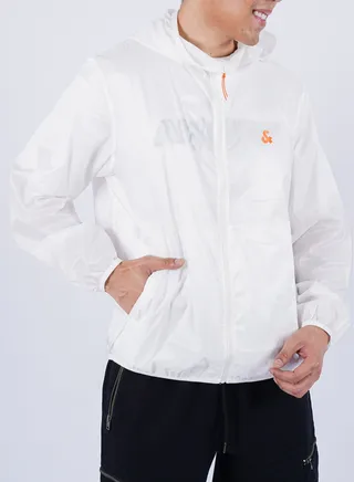Men's Zip Closer Double Pockets Hooded Jackets in Off White 