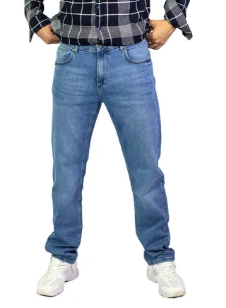 STRAIGHT FIT JEANS 
