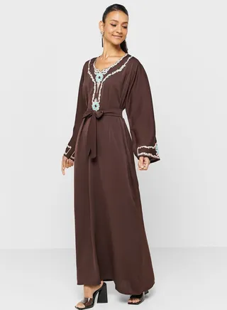 Embroidered Belted Jalabiya 