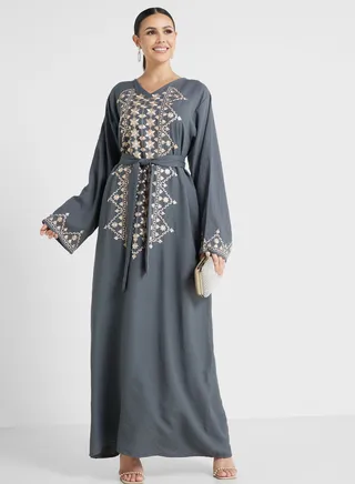 Embroidered Belted Jalabiya 