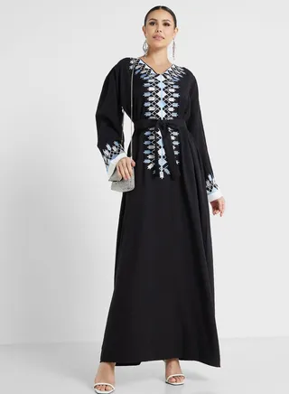Embroidered Belted Jalabiya