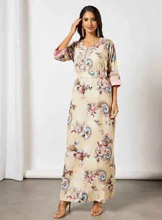 Jalabiya With  Leafy Like Embroidery In Long Sleeves With Belt 