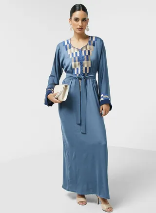 Embroidered Belted Jalabiya 