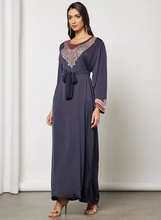 Jalabiya With Peacock Embroidery And Belt 