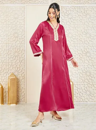Contrast Piped Embroidered Jalabiya 