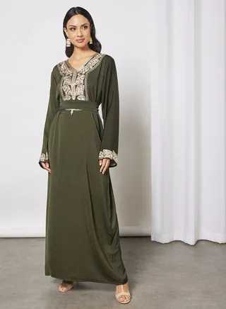 Jalabiya With  Floral Embroidery In Full Sleeves With Belt 