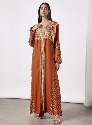 Embroidered Jalabiya Dress With Sheila 