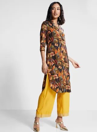 Buttoned Neck Floral Print Tunic 