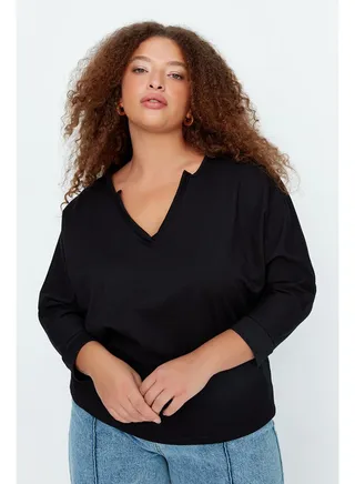 Black V-Neck Pleat Detail Knitted Thin Sweatshirt. 
