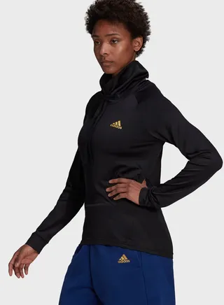 Essential Logo Sweatshirt