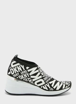 Parks Multi Logo  Low Top Sneakers