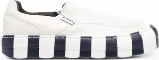 Dreamy slip-on sneakers