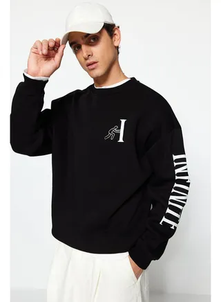 Black Men's Oversized Slogan Printed Cotton Sweatshirt. 