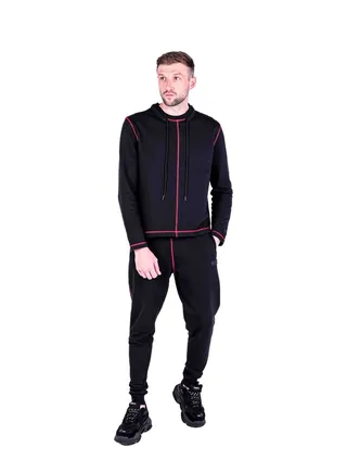 SWEATSHIRT WITH CONTRAST STITCHES 