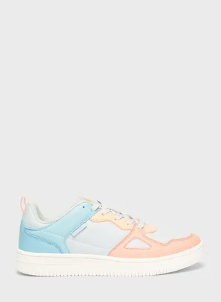 Casual Sneakers